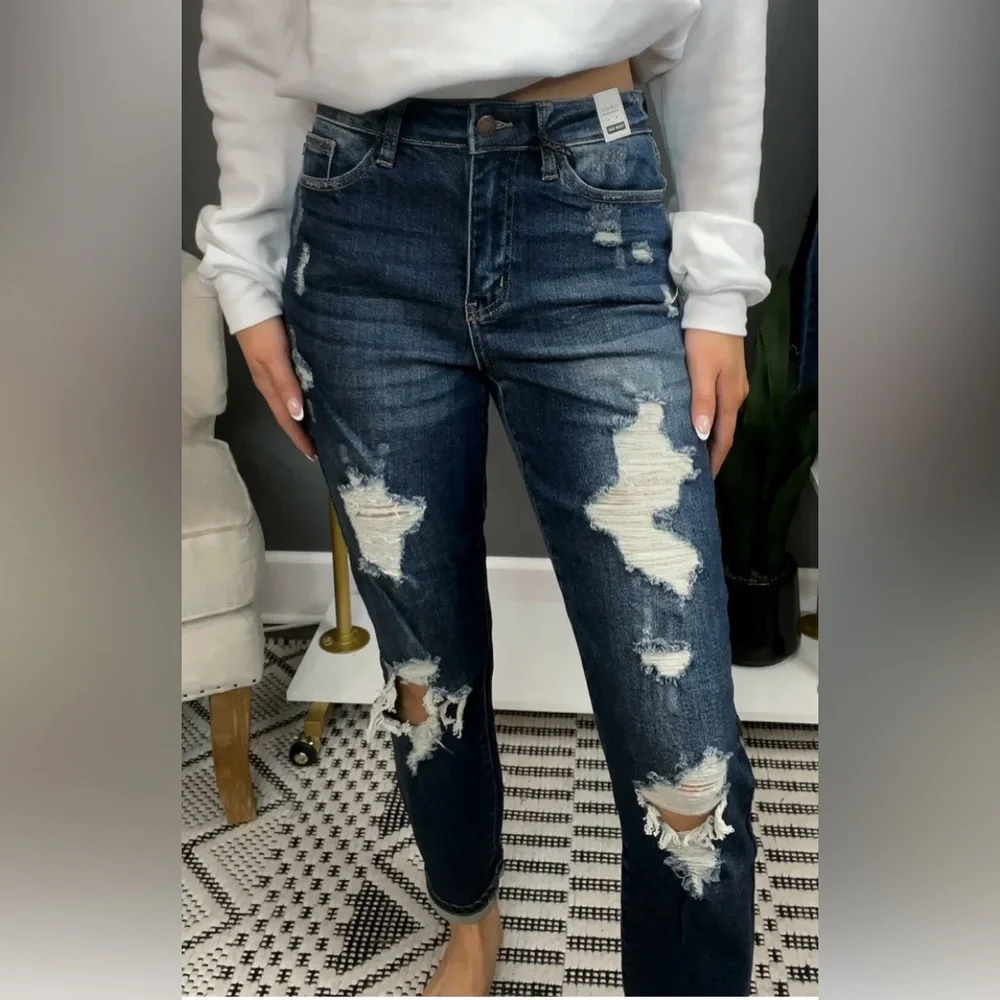 Judy Blue High-Waist Destroyed Cuff Boyfriend Fit Jeans - Size 5/27, Like New - Picture 5 of 10